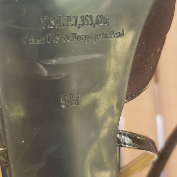 GUESS Pumps Heels  - Picture 9 of 10